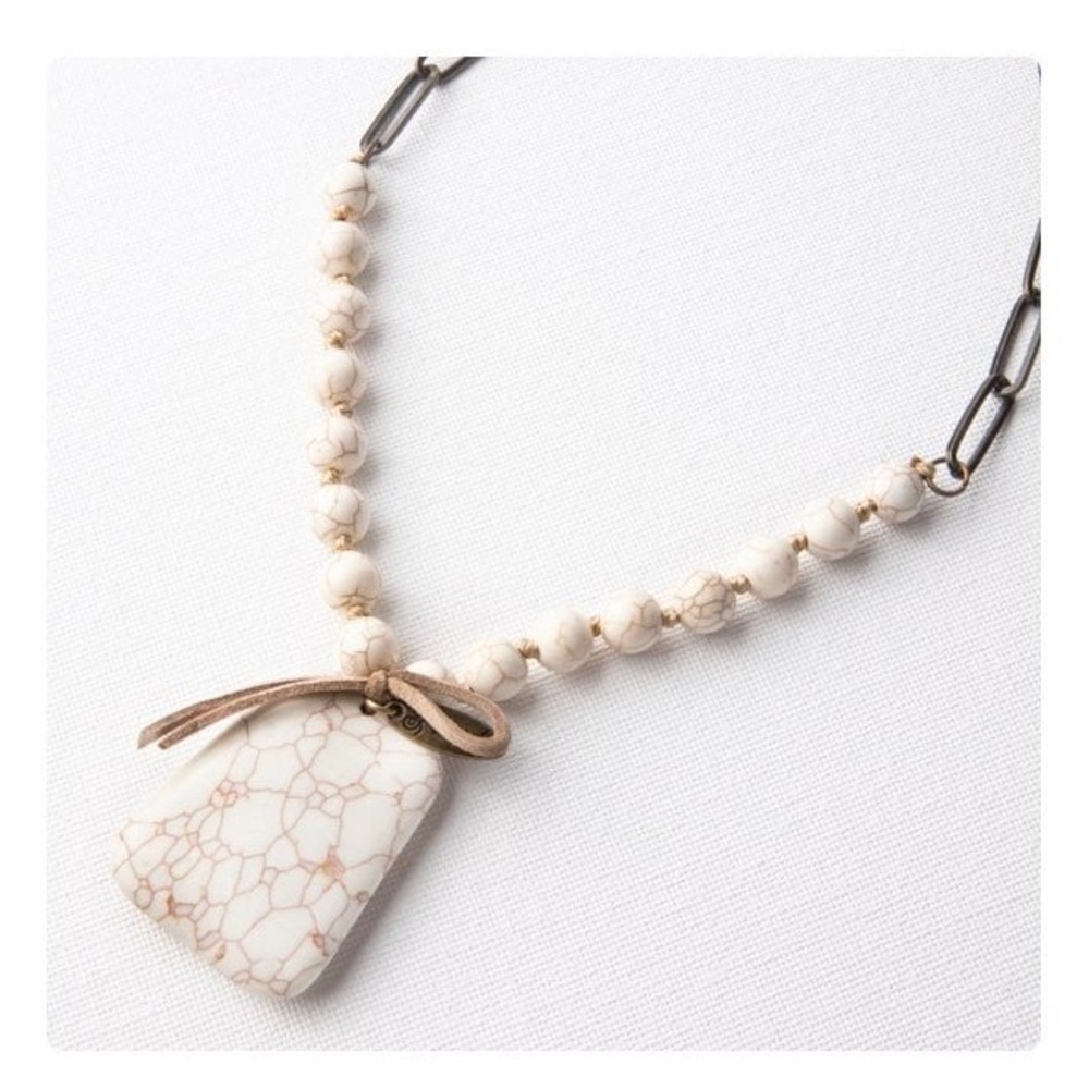 Plunder Brigetta Necklace - Picture 2 of 3